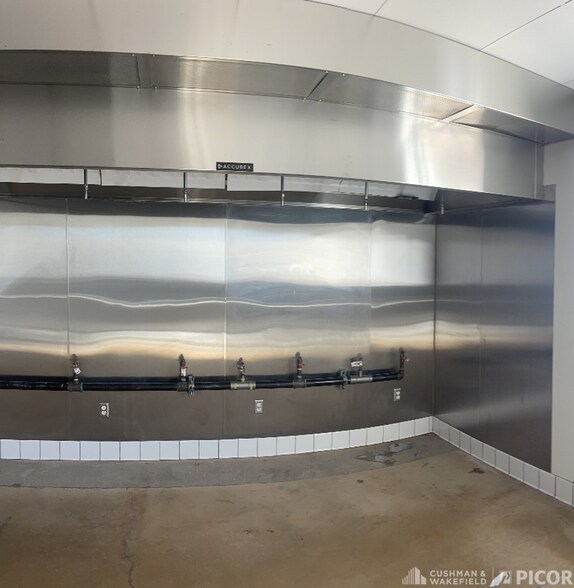 More Photos Of 613 E Delano St, Tucson Freestanding For Sale