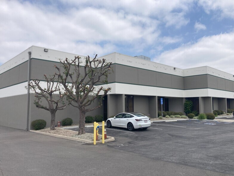 More Photos Of 17721 E Railroad St, City of Industry Warehouse For Lease