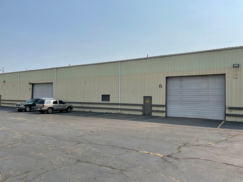 More Photos Of 4751 Fox St, Denver Manufacturing For Lease