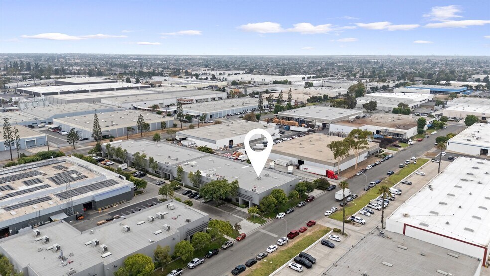 More Photos Of 7433-7439 Lampson Ave, Garden Grove Warehouse For Sale