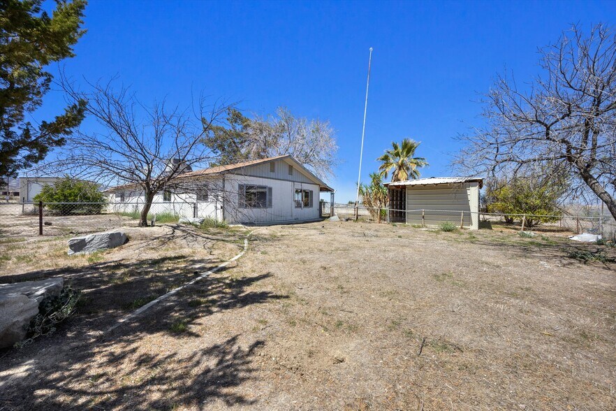 More Photos Of 523-529 Kristin st, Taft Flex For Sale