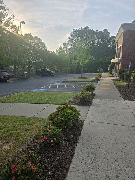 More Photos Of 11125 Jones Bridge Rd, Alpharetta Medical For Sale