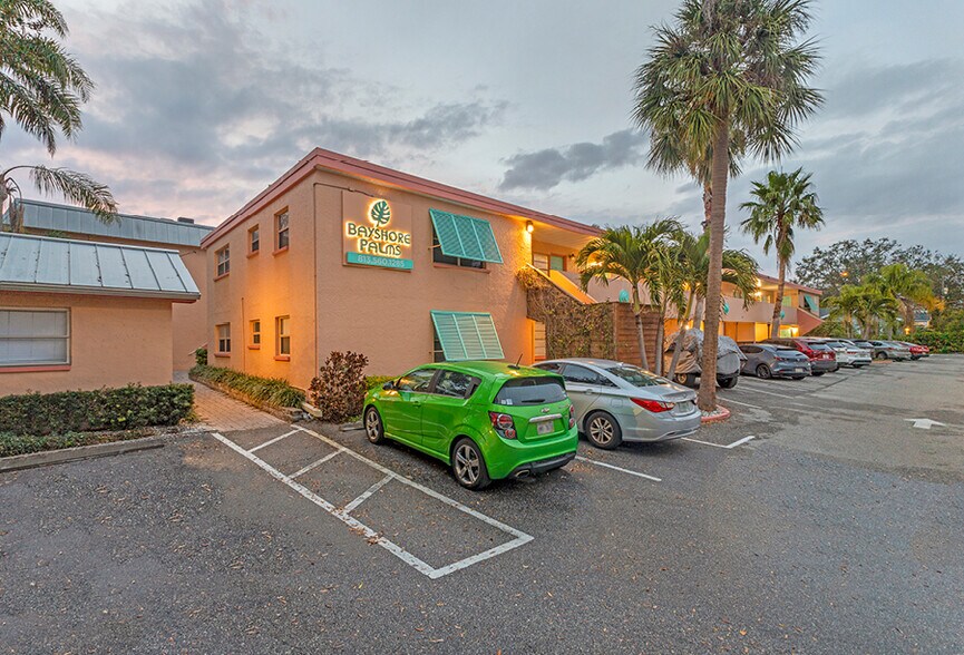 More Photos Of 1405 S Lorenzo Ave, Tampa Apartments For Sale