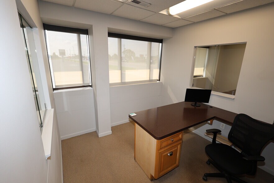 More Photos Of 23119 US Highway 33, Elkhart Storefront For Lease