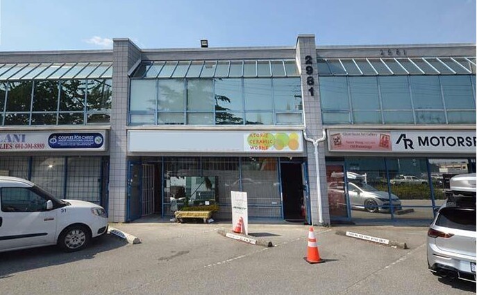 More Photos Of 2981 Simpson Rd, Richmond Showroom For Sale