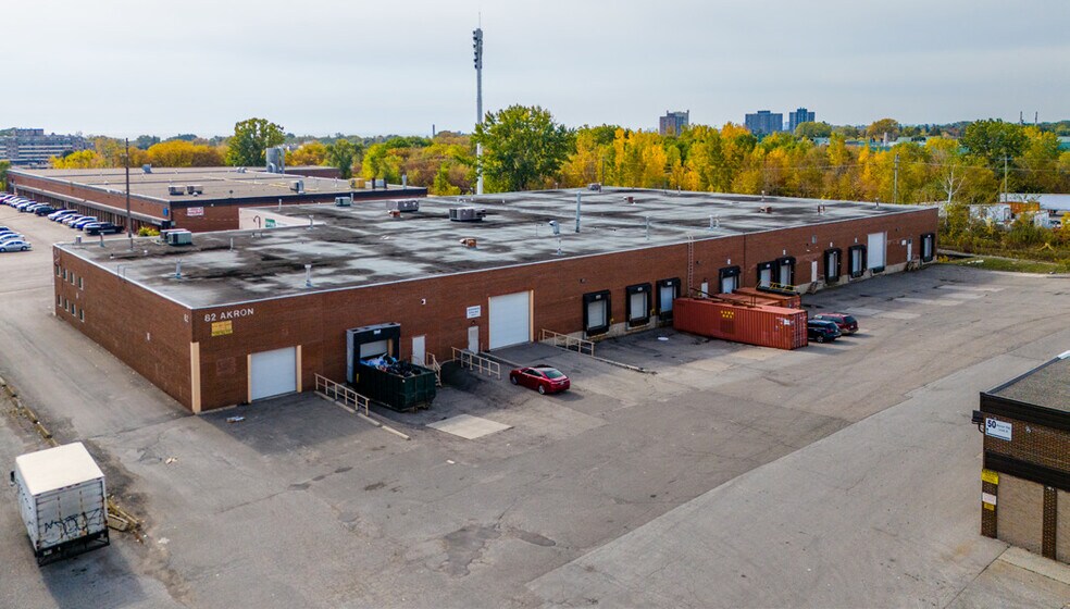 More Photos Of 82 Akron Rd, Toronto Distribution For Lease