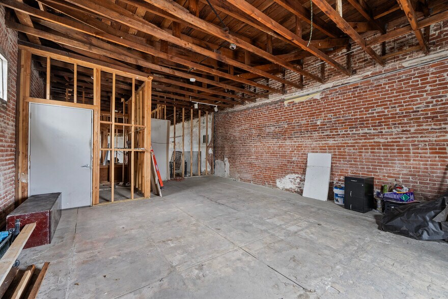 More Photos Of 4441 Avalon Blvd, Los Angeles Apartments For Sale