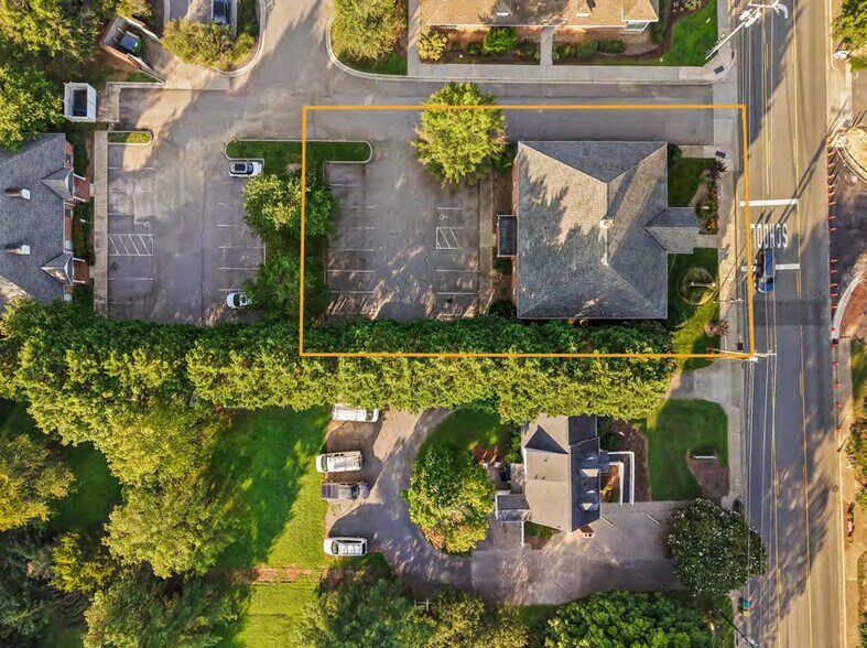 More Photos Of 6614 Shallowford Rd, Lewisville Medical For Sale