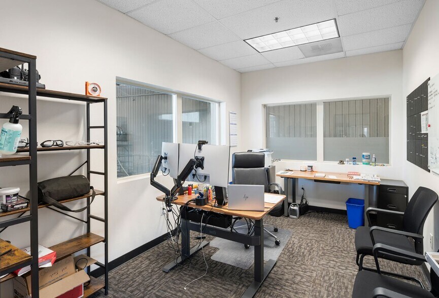 More Photos Of 291 Commercial Pky, Molalla Industrial For Sale