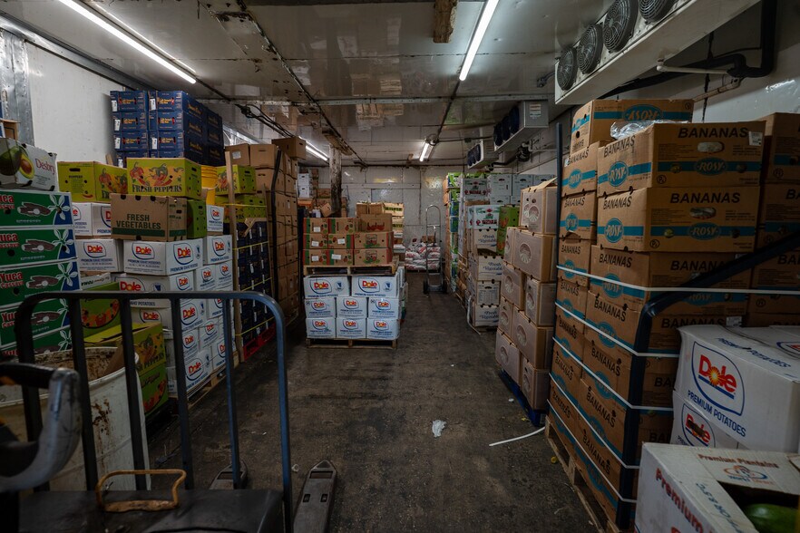 More Photos Of 1217 NW 21st St, Miami Refrigeration Cold Storage For Lease