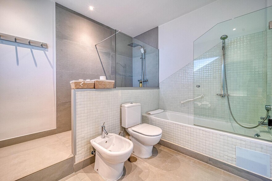 More Photos Of , Cercedilla Hotel For Sale