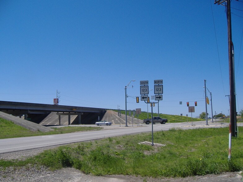 More Photos Of IH 10 & Bus 123, Seguin Land For Sale