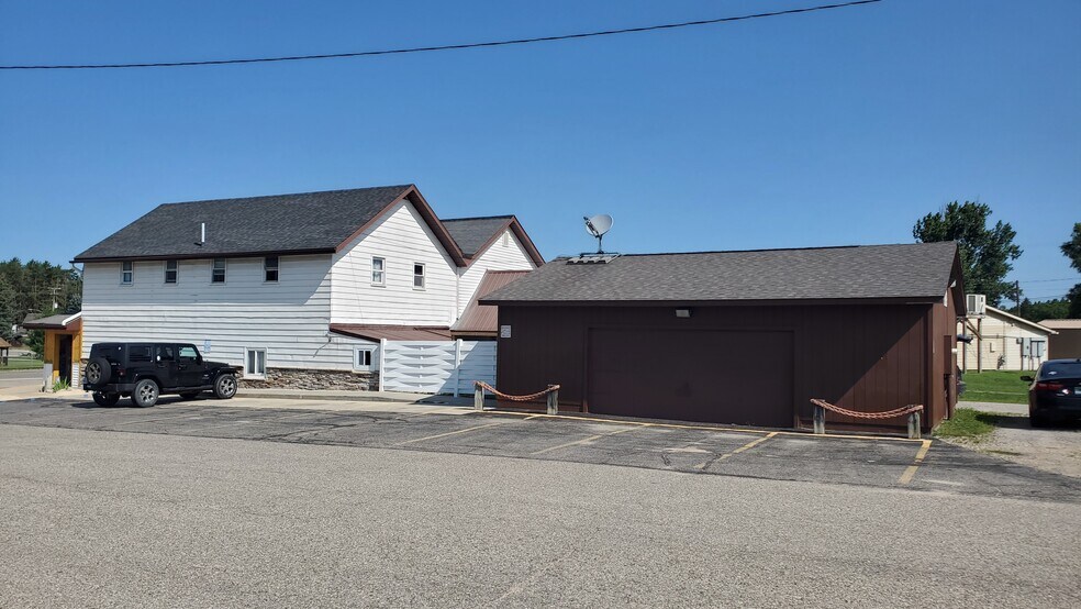 More Photos Of 6516 Old 27 N, Frederic General Retail For Sale