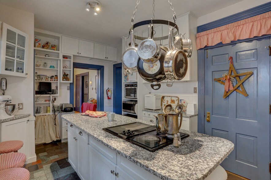 More Photos Of 62 E Main St, Lititz Hospitality For Sale