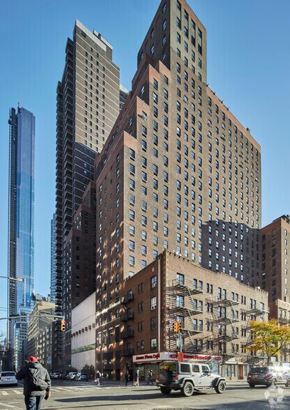 More Photos Of 353 W 57th St, New York Hotel For Lease