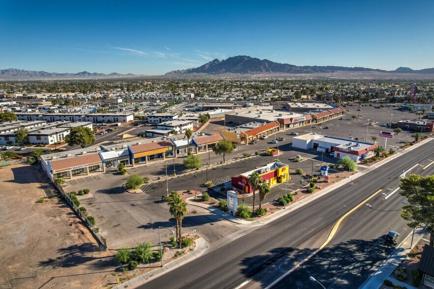 More Photos Of 4640 E Flamingo Rd, Las Vegas Storefront Retail Office For Lease