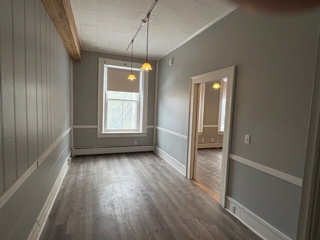 More Photos Of 13 Elm St, Woodstock Office Residential For Lease