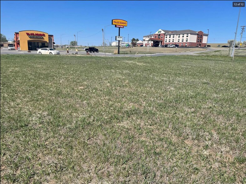 Primary Photo Of 2200 Lincoln st, Concordia Land For Sale