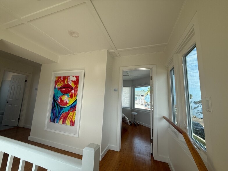 More Photos Of 7880 Exchange Pl, La Jolla Freestanding For Lease