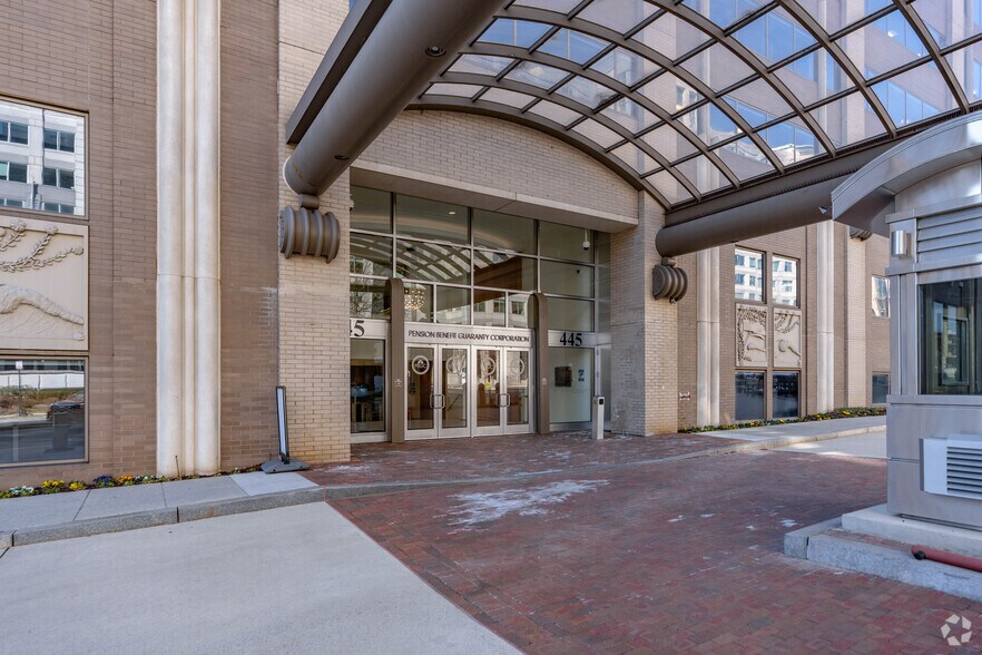 More Photos Of 445 12th St SW, Washington Office For Lease