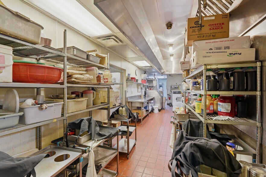 More Photos Of 72 N 850 E, Lehi Restaurant For Sale