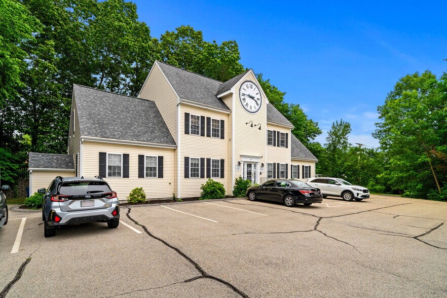 More Photos Of 15 Garden Rd, Plaistow Office For Sale
