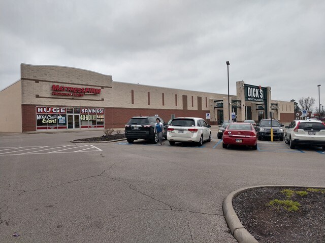 More Photos Of , Cincinnati General Retail For Sale