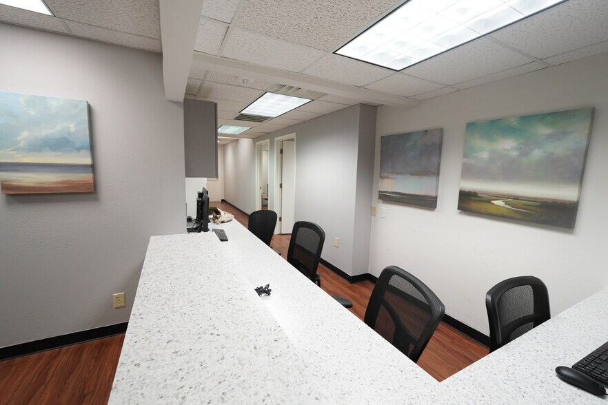More Photos Of 12501 Judson Rd, San Antonio Medical For Lease