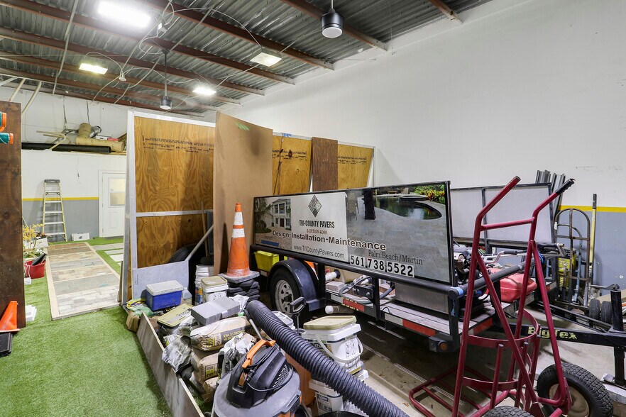 More Photos Of 3300 S Congress Ave, Boynton Beach Showroom For Sale