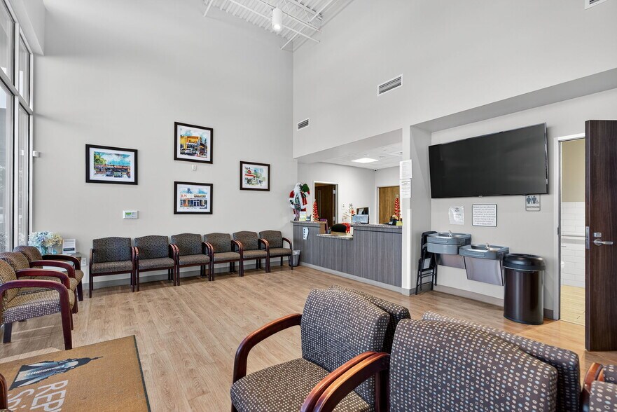 More Photos Of 13617 Caldwell Dr, Austin Medical For Sale