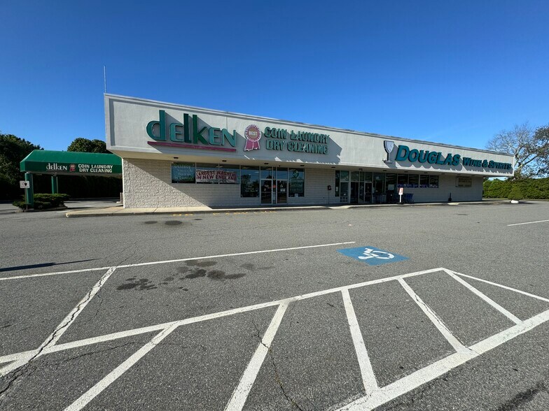 More Photos Of 9-11 Peoples Way, Fairhaven General Retail For Lease