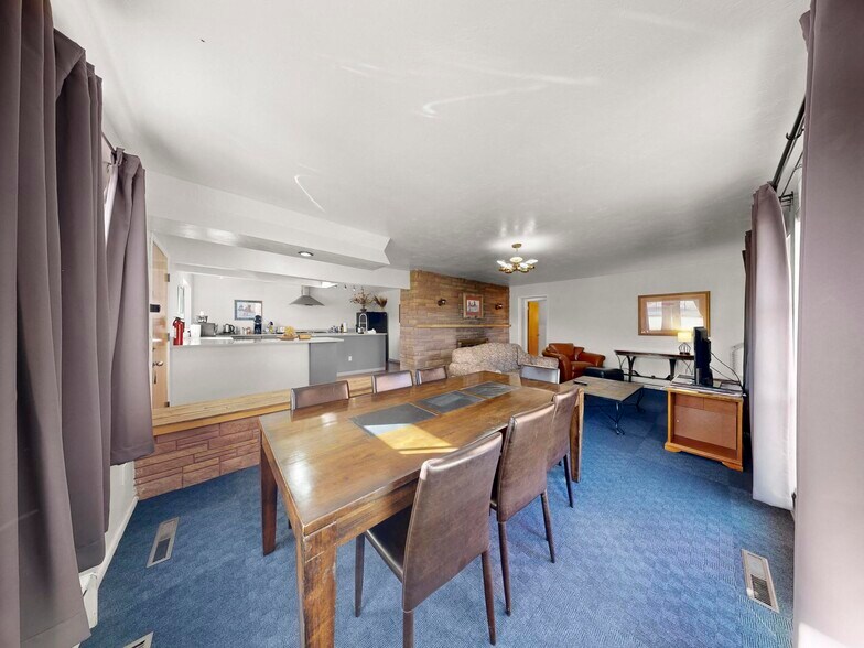 More Photos Of US 163 & San Juan River, Mexican Hat Hotel For Sale