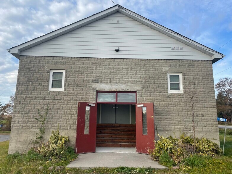 Primary Photo Of 13990 Marsh Hill Rd, Port Perry General Retail For Sale