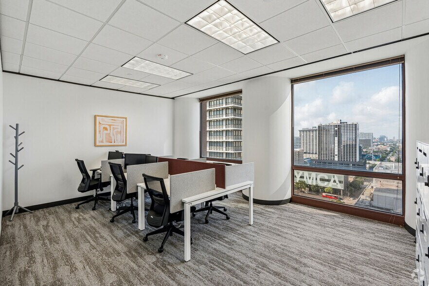 More Photos Of 1415 Louisiana St, Houston Coworking Space