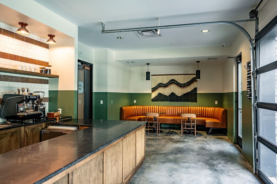 More Photos Of 120 S 5th St, Nashville Apartments For Lease