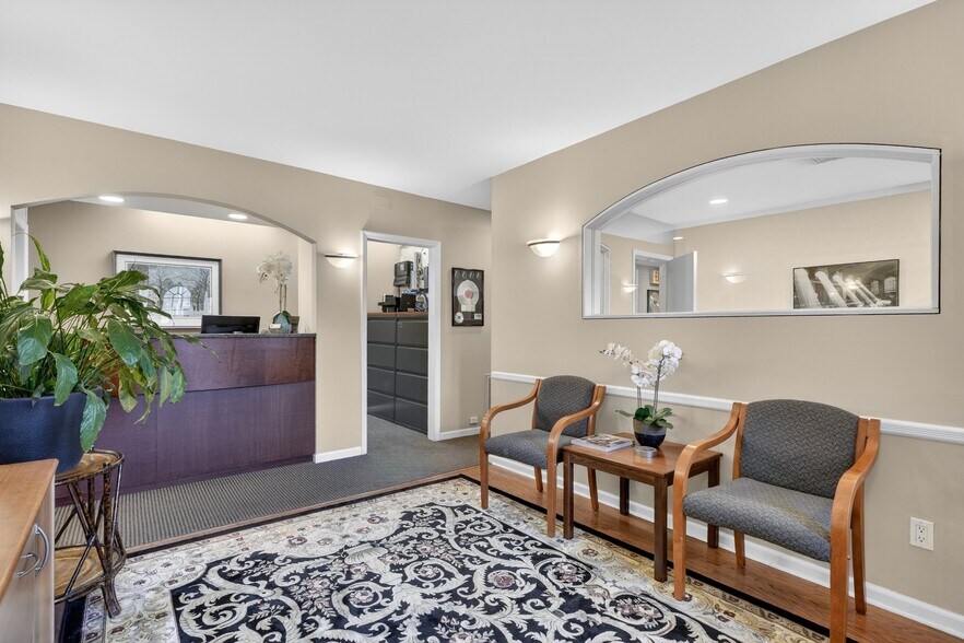 More Photos Of 10 Nosband Ave, White Plains Apartments For Sale