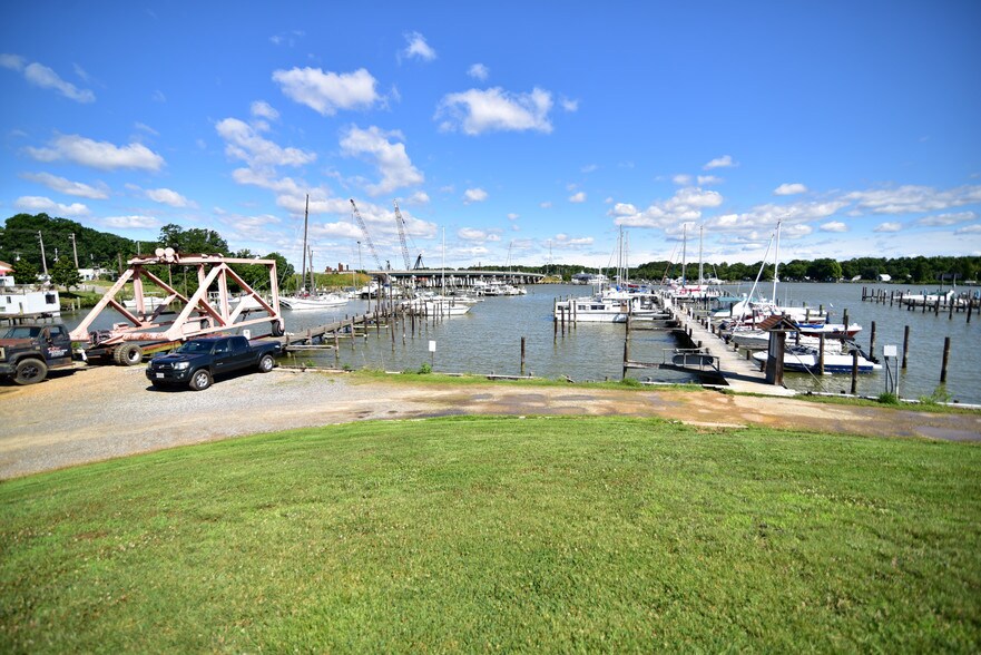 More Photos Of 12364 Neale Sound Dr, Cobb Island Marina For Sale