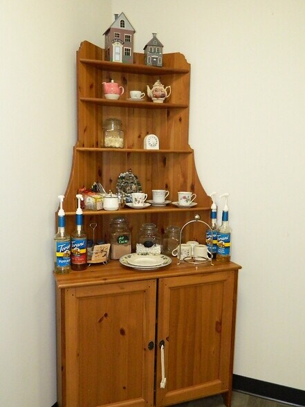 More Photos Of 667 Prentice St, Granite Falls Storefront For Sale