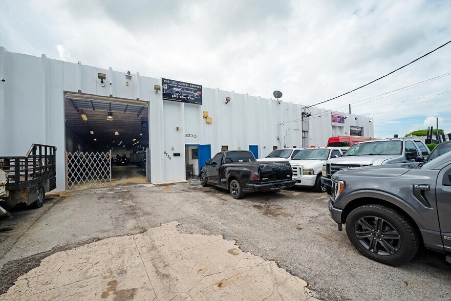 More Photos Of 8230 NW 56th St, Doral Warehouse For Sale