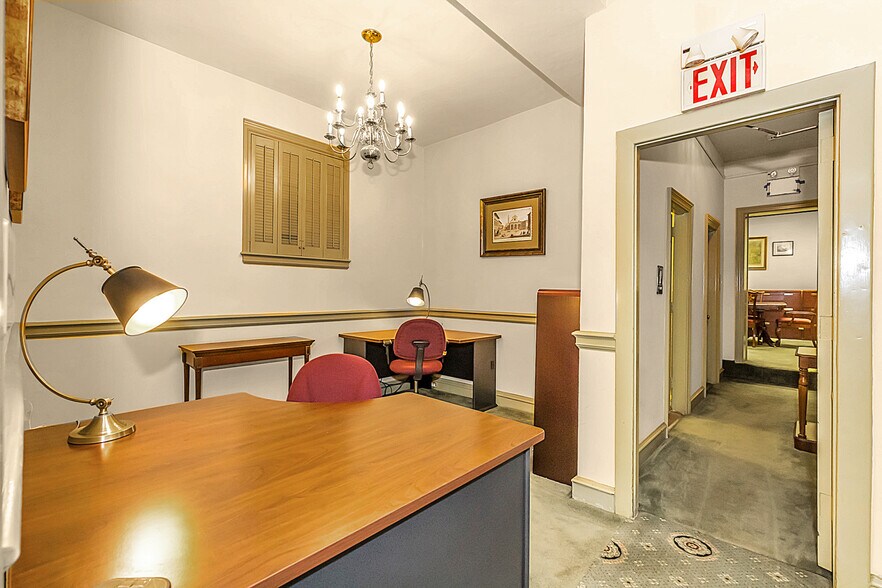 More Photos Of 303 Chestnut St, Philadelphia Office Residential For Sale