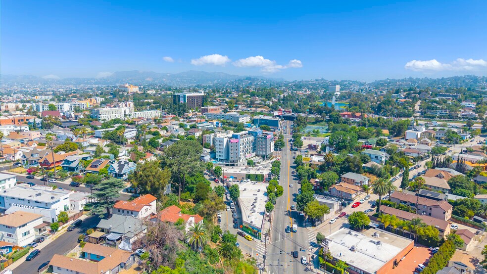 More Photos Of 301-343 N Glendale Blvd, Los Angeles Storefront For Lease
