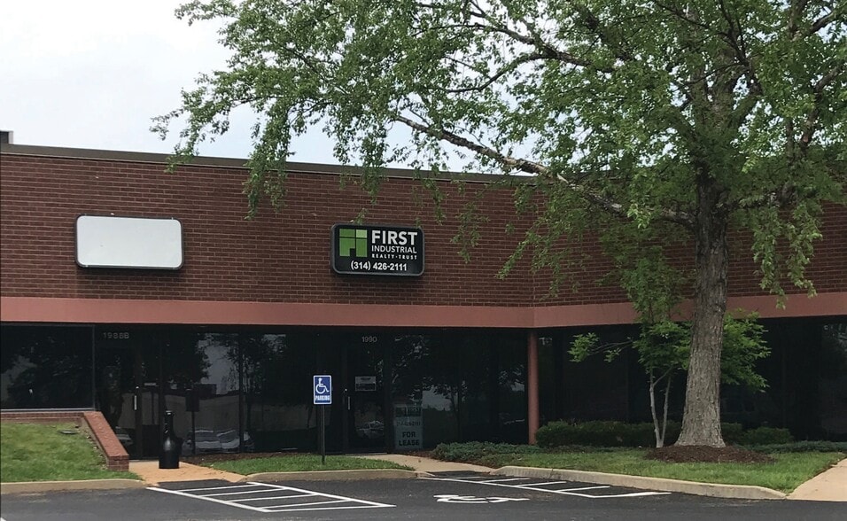 More Photos Of 1908-2000 Innerbelt Business Center Dr, Saint Louis Unknown For Lease