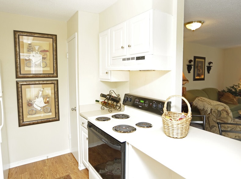 More Photos Of 1901 Lafayette St, Gretna Apartments For Sale