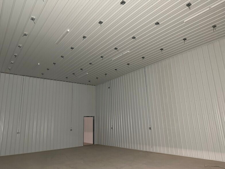 More Photos Of 2429 2 Mile Rd, Bay City Manufacturing For Sale