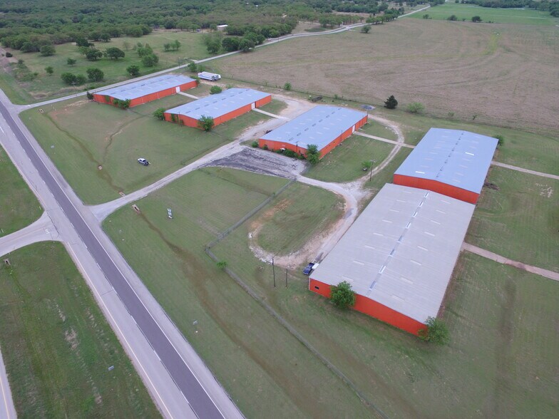 More Photos Of 000 E US-82, Nocona Warehouse For Sale