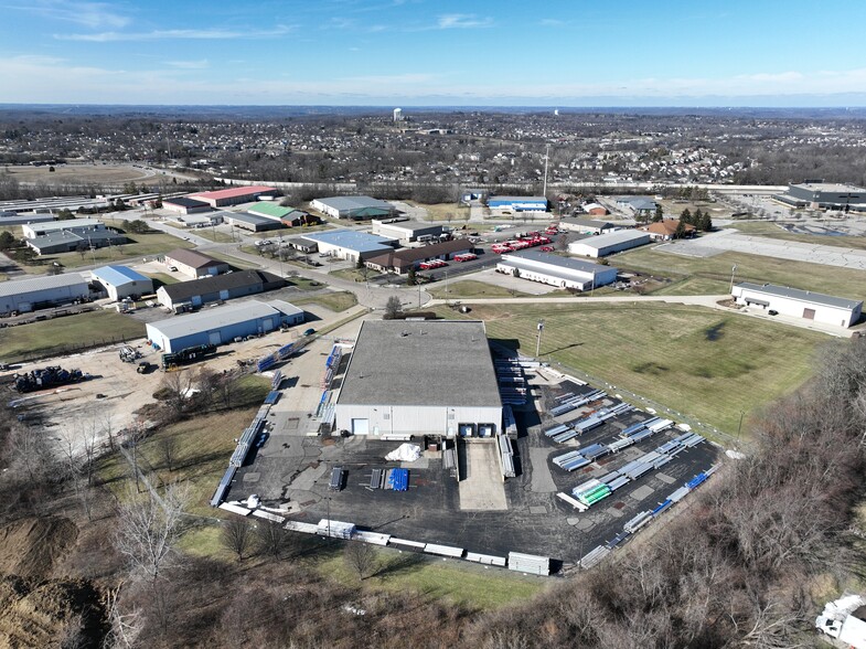 More Photos Of 2015 Stapleton Ct, Forest Park Warehouse For Sale