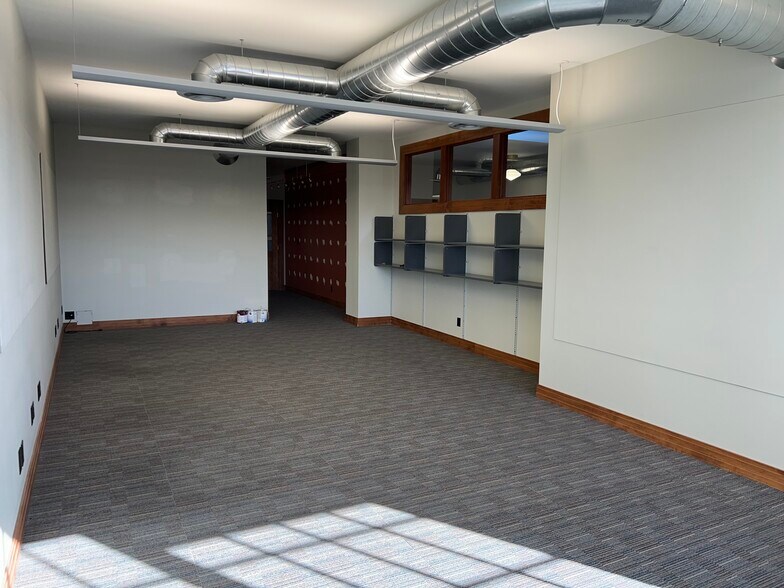 More Photos Of 302 S David St, Casper Office For Lease