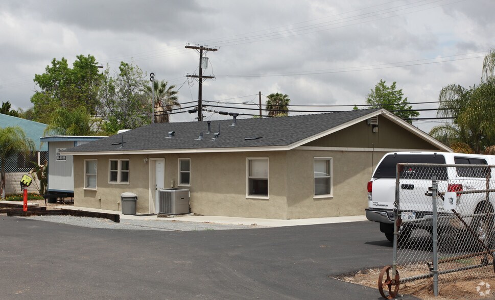 More Photos Of 9915 Prospect Ave, Santee Office For Lease