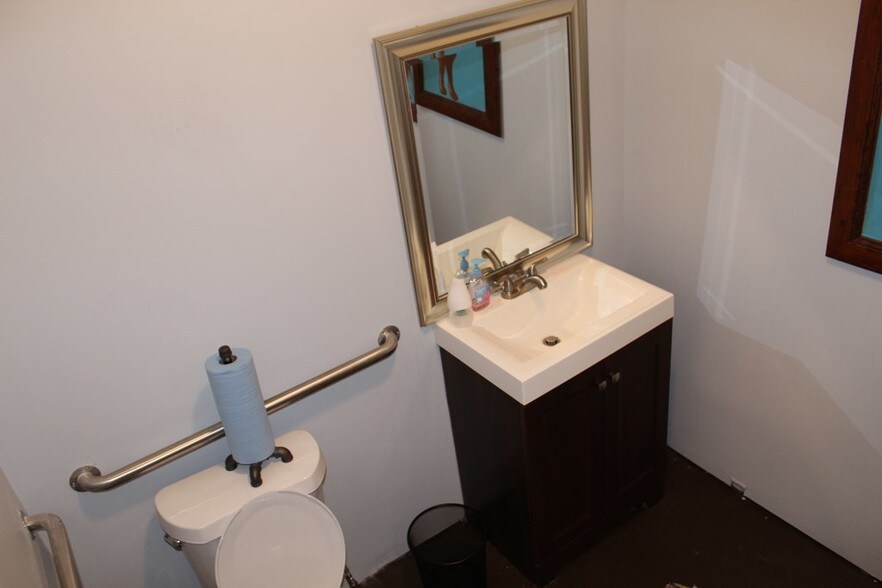 More Photos Of 401 Bankhead Hwy, Carrollton Office For Lease