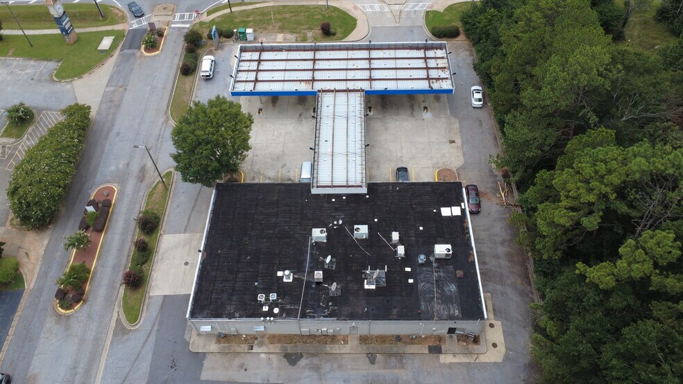 More Photos Of 6716 Tara Blvd, Jonesboro Freestanding For Lease